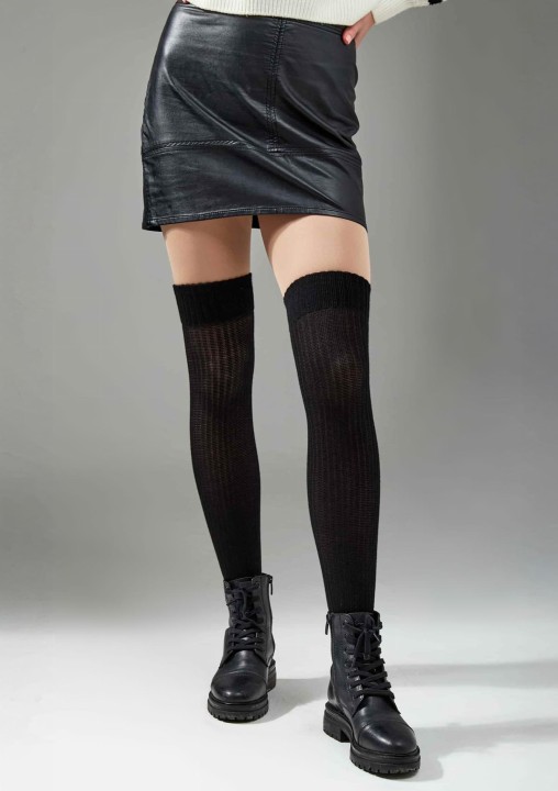 zakolanowki-damskie-bawelniane-prazkowane-czarne-l1946-rib-legs_1.jpg