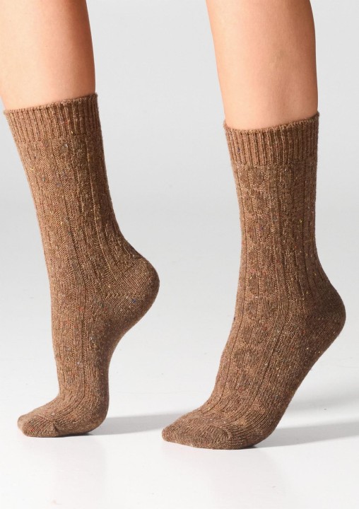 skarpetki-damskie-z-welna-2pack-warkoczowy-splot-carmel-antracyt-w27-wool-dots-legs_7.jpg