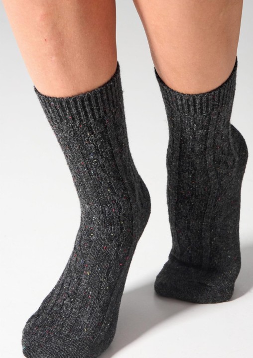 skarpetki-damskie-z-welna-2pack-warkoczowy-splot-carmel-antracyt-w27-wool-dots-legs_5.jpg