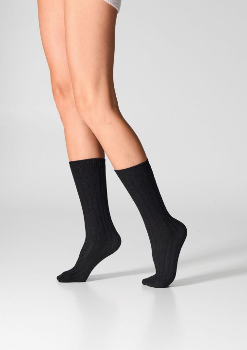 skarpetki-damskie-z-angora-krolicza-2pack-czarne-w22-angora-rabbit-legs_3.jpg