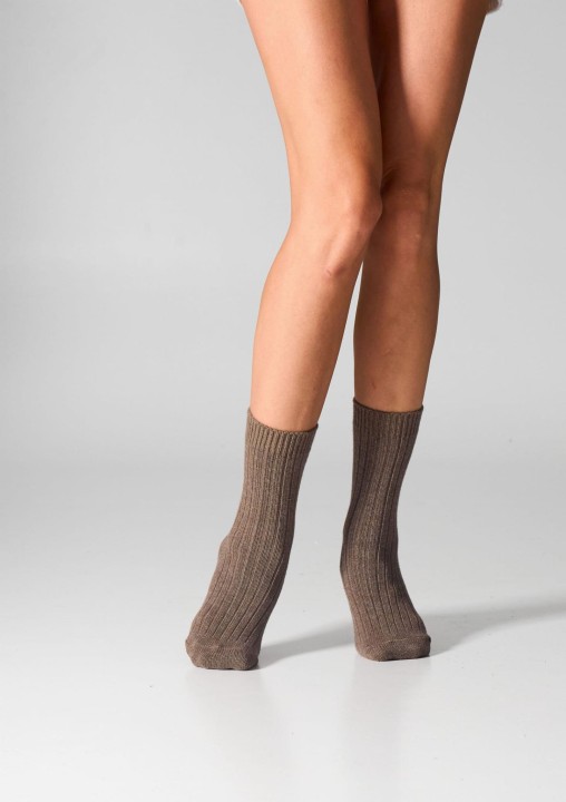 skarpetki-damskie-z-welna-merynosow-i-kaszmirem-coffee-scm26-legs_1.jpg