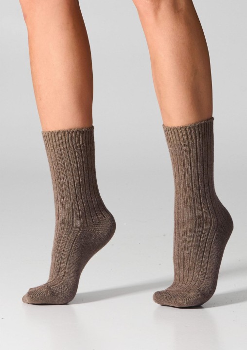 skarpetki-damskie-z-welna-merynosow-i-kaszmirem-coffee-scm26-legs_2.jpg