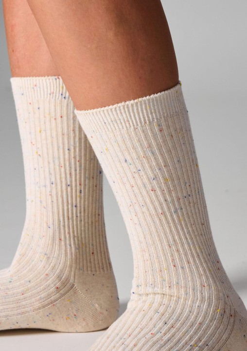 skarpetki-damskie-bawelniane-2pack-prazkowane-milk-sky-g19-legs_3.jpg